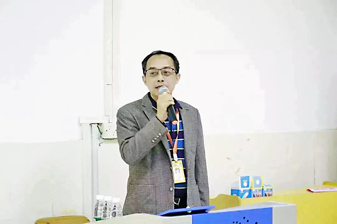 劉湘忠科長(zhǎng)主持